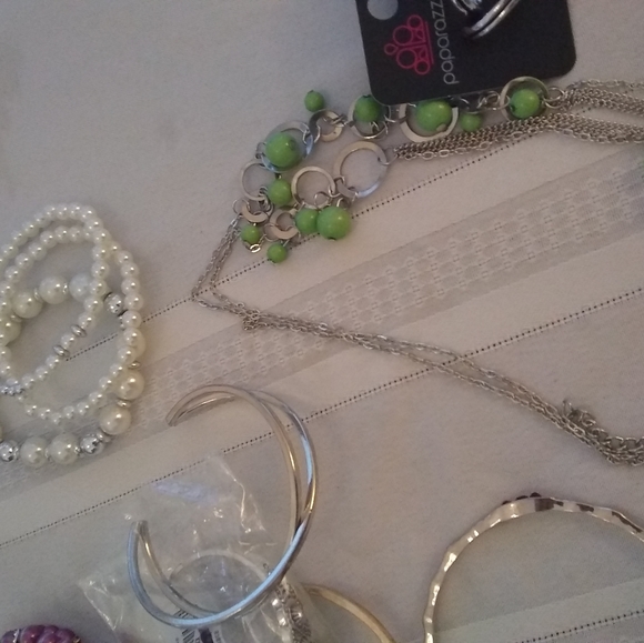 Paparazzi & Costume jewelry Lot assortment - Picture 7 of 9